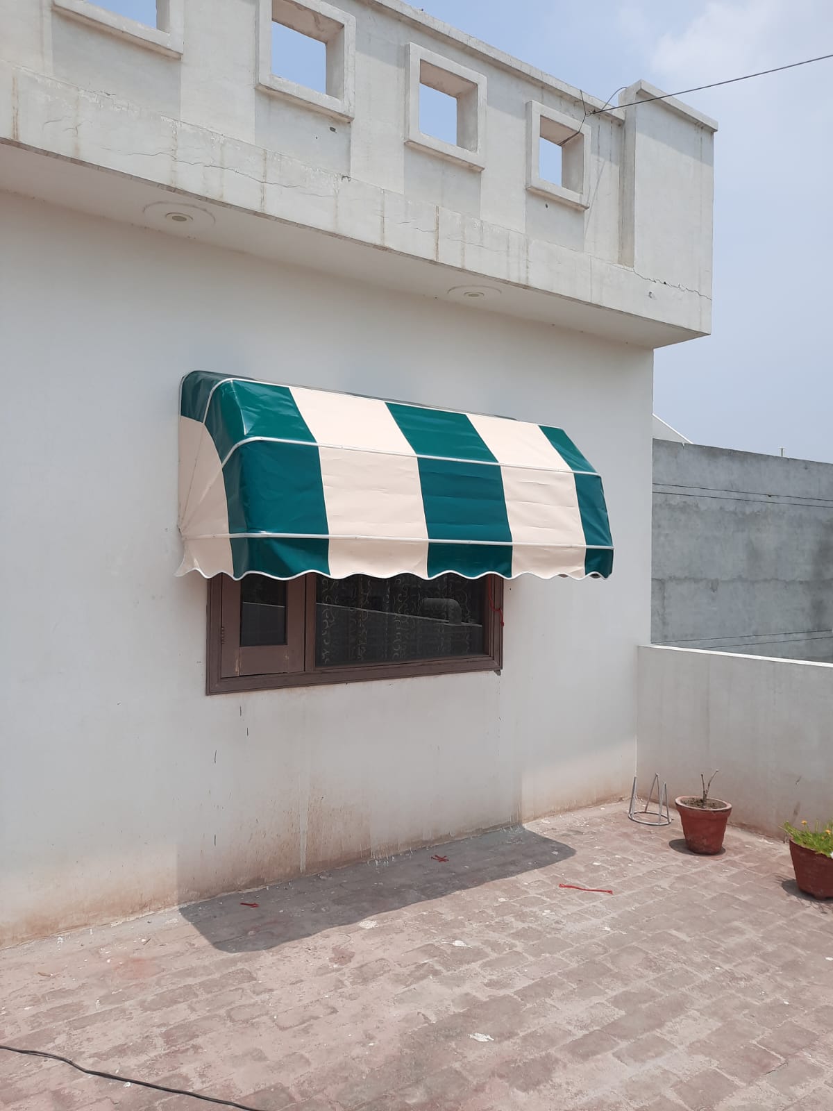 Car parking shade